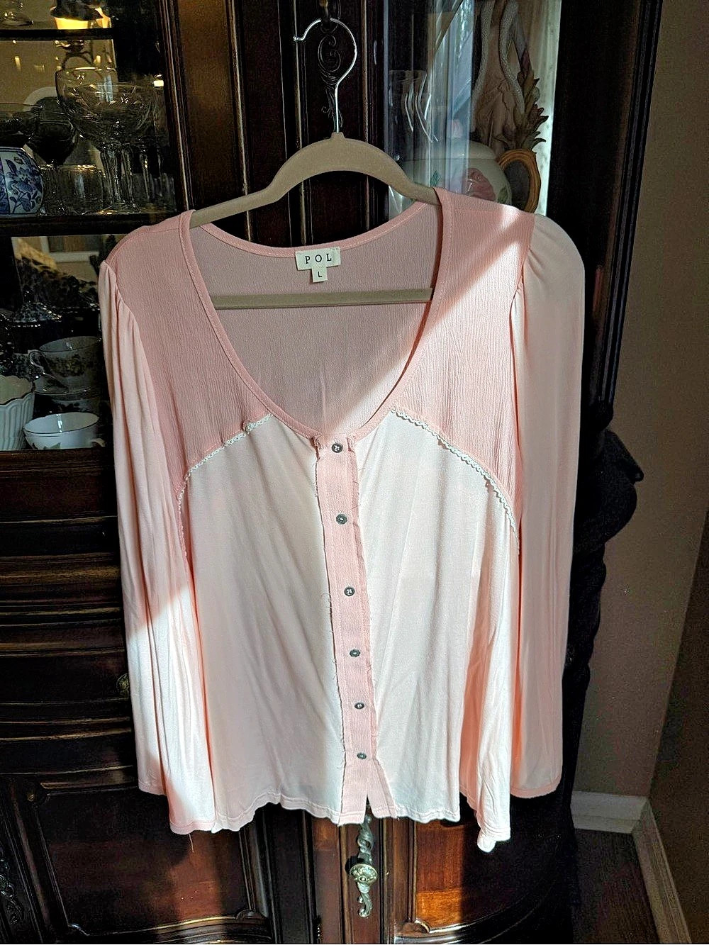 POL Long Sleeve Top in Pink & White Size Large Like New
